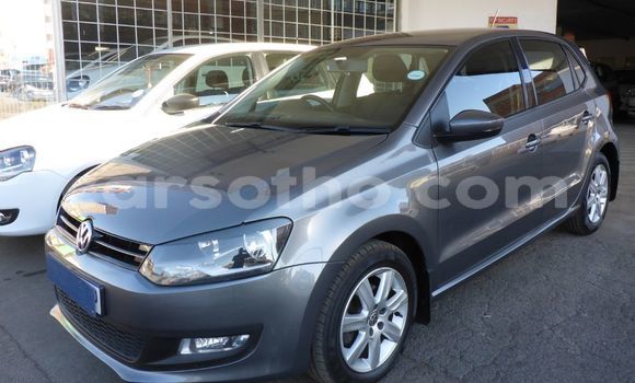 اشتري مستعمل Volkswagen Polo Blue سيارة في Mafeteng في Mafeteng اشتري مستعمل Volkswagen Polo Blue سيارة في Mafeteng في Mafeteng