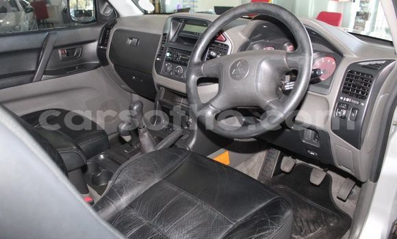 اشتري مستعمل Mitsubishi Pajero Silver سيارة في Mafeteng في Mafeteng اشتري مستعمل Mitsubishi Pajero Silver سيارة في Mafeteng في Mafeteng