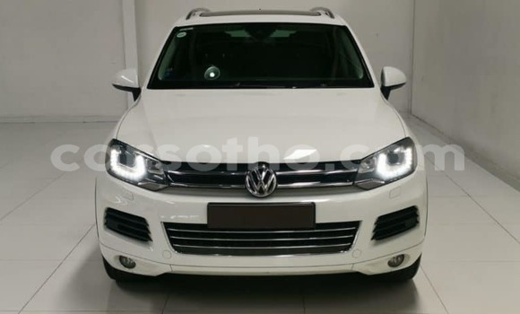 Sayi Na hannu Volkswagen Tiguan White Mota in Maseru a Maseru Sayi Na hannu Volkswagen Tiguan White Mota in Maseru a Maseru