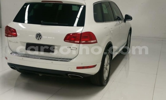 Sayi Na hannu Volkswagen Tiguan White Mota in Maseru a Maseru Sayi Na hannu Volkswagen Tiguan White Mota in Maseru a Maseru