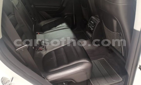 Sayi Na hannu Volkswagen Tiguan White Mota in Maseru a Maseru Sayi Na hannu Volkswagen Tiguan White Mota in Maseru a Maseru