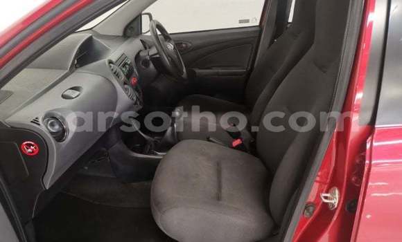 Sayi Na hannu Toyota Etios Red Mota in Maseru a Maseru Sayi Na hannu Toyota Etios Red Mota in Maseru a Maseru