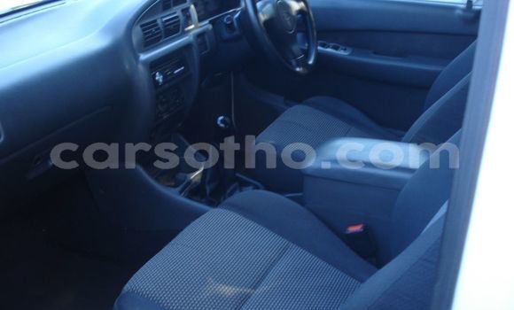 Sayi Na hannu Ford Ranger White Mota in Butha Buthe a Butha-Buthe Sayi Na hannu Ford Ranger White Mota in Butha Buthe a Butha-Buthe