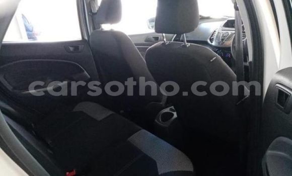 Buy Used Ford EcoSport White Car in Hlotse in Leribe Buy Used Ford EcoSport White Car in Hlotse in Leribe
