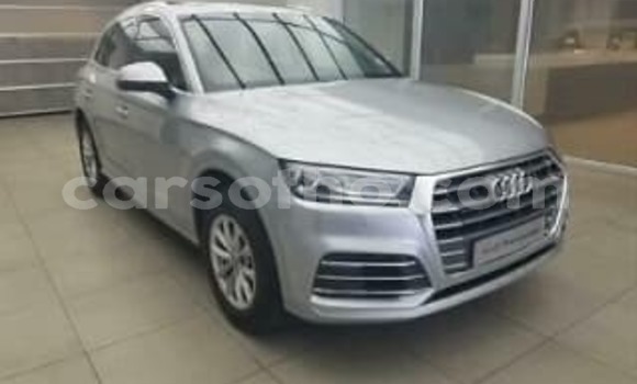 Sayi Na hannu Audi Q5 Silver Mota in Roma a Maseru Sayi Na hannu Audi Q5 Silver Mota in Roma a Maseru
