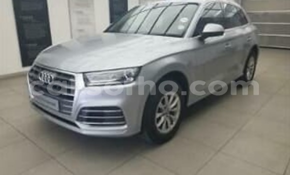 Sayi Na hannu Audi Q5 Silver Mota in Roma a Maseru Sayi Na hannu Audi Q5 Silver Mota in Roma a Maseru