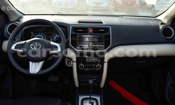 Acheter Import Voiture Toyota Rush Rouge à Import - Dubai, Maseru Acheter Import Voiture Toyota Rush Rouge à Import - Dubai, Maseru