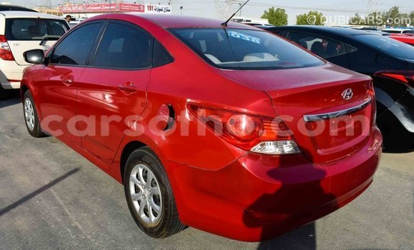 Acheter Import Voiture Hyundai Accent Rouge à Import - Dubai, Maseru Acheter Import Voiture Hyundai Accent Rouge à Import - Dubai, Maseru