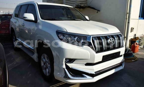 Sayi Imported Toyota Prado White Mota in Import - Dubai a Maseru Sayi Imported Toyota Prado White Mota in Import - Dubai a Maseru