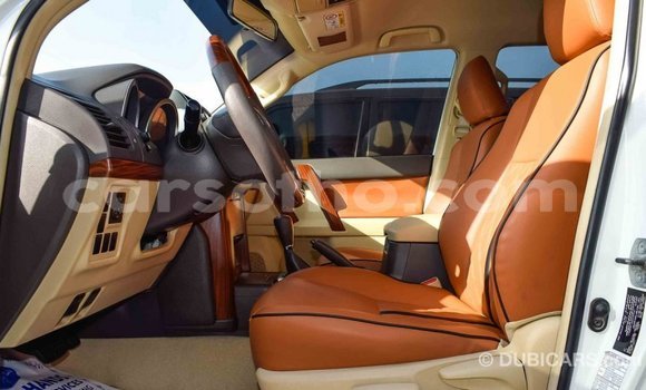 Sayi Imported Toyota Prado White Mota in Import - Dubai a Maseru Sayi Imported Toyota Prado White Mota in Import - Dubai a Maseru
