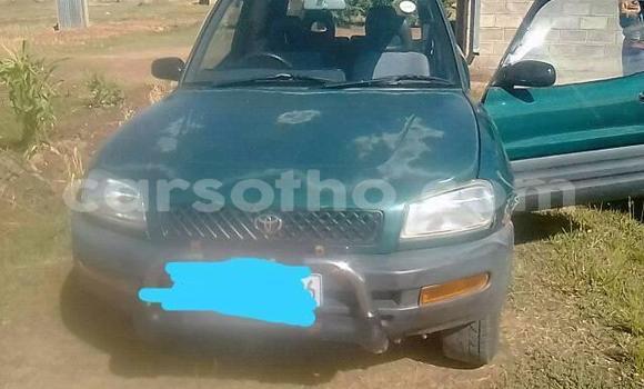 Acheter Occasion Voiture Toyota RAV4 Vert à Maseru, Maseru Acheter Occasion Voiture Toyota RAV4 Vert à Maseru, Maseru