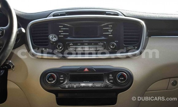 Acheter Import Voiture Kia Sorento Marron à Import - Dubai, Maseru Acheter Import Voiture Kia Sorento Marron à Import - Dubai, Maseru