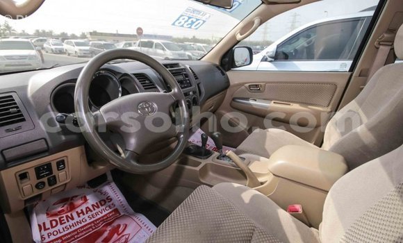 Acheter Import Voiture Toyota Fortuner Noir à Import - Dubai, Maseru Acheter Import Voiture Toyota Fortuner Noir à Import - Dubai, Maseru