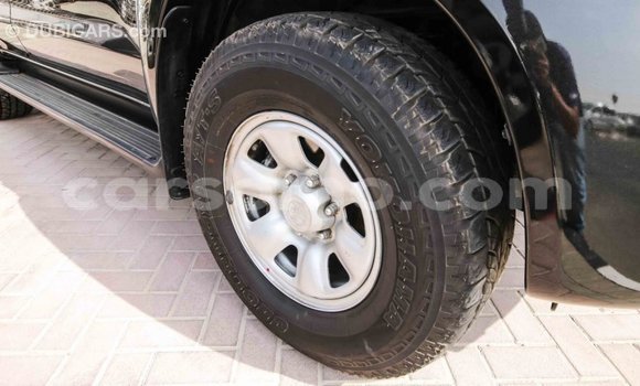 Acheter Import Voiture Toyota Fortuner Noir à Import - Dubai, Maseru Acheter Import Voiture Toyota Fortuner Noir à Import - Dubai, Maseru