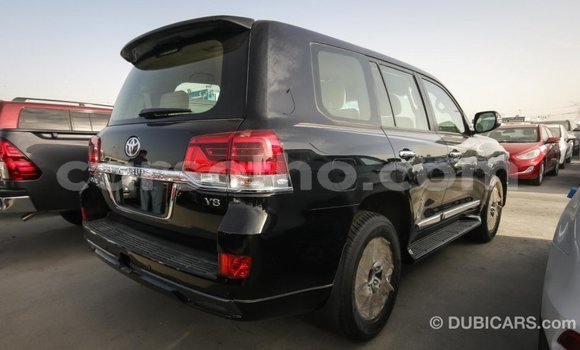 Acheter Import Voiture Toyota Land Cruiser Noir à Import - Dubai, Maseru Acheter Import Voiture Toyota Land Cruiser Noir à Import - Dubai, Maseru
