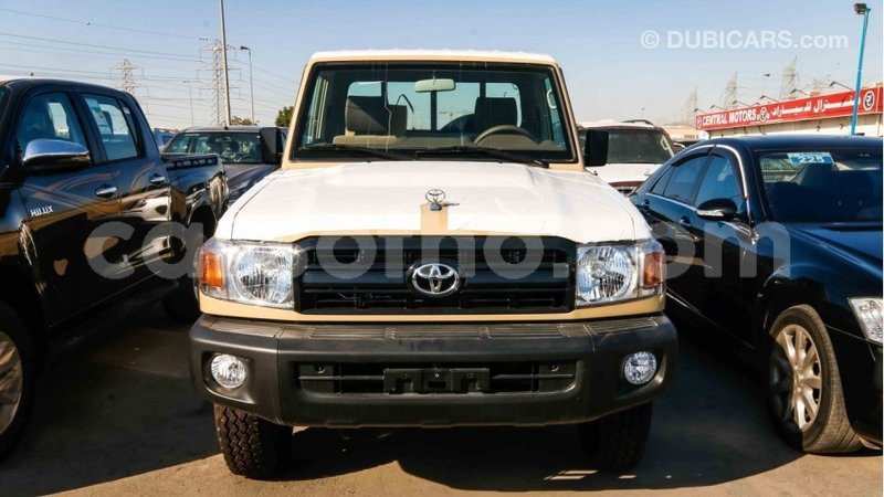 Big with watermark toyota land cruiser maseru import dubai 12308