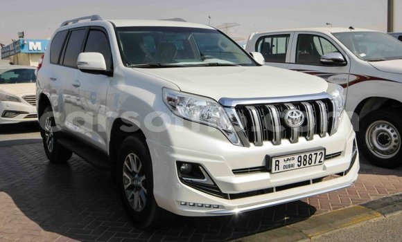 Sayi Imported Toyota Prado White Mota in Import - Dubai a Maseru Sayi Imported Toyota Prado White Mota in Import - Dubai a Maseru