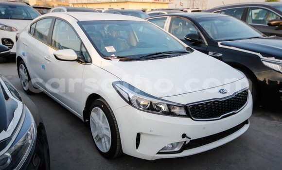 Sayi Imported Kia Cerato White Mota in Import - Dubai a Maseru Sayi Imported Kia Cerato White Mota in Import - Dubai a Maseru