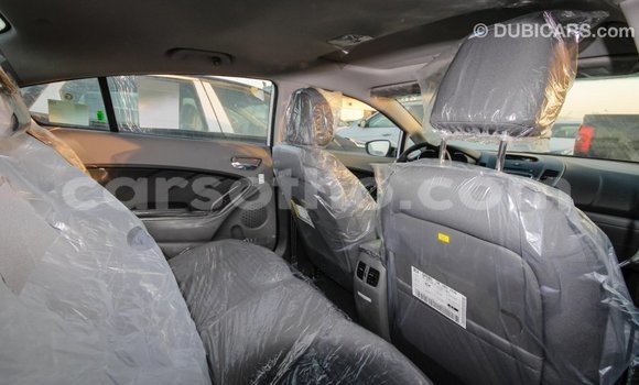 Sayi Imported Kia Cerato White Mota in Import - Dubai a Maseru Sayi Imported Kia Cerato White Mota in Import - Dubai a Maseru