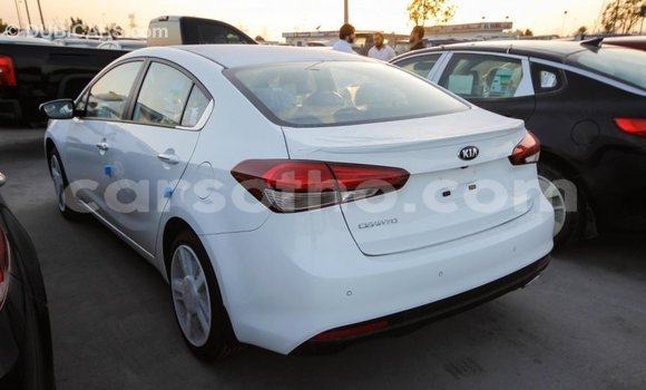 Sayi Imported Kia Cerato White Mota in Import - Dubai a Maseru Sayi Imported Kia Cerato White Mota in Import - Dubai a Maseru