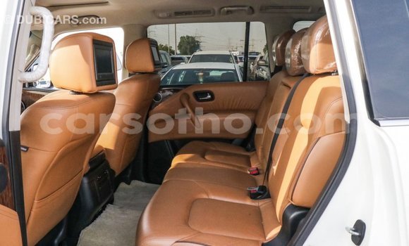 Sayi Imported Nissan Patrol White Mota in Import - Dubai a Maseru Sayi Imported Nissan Patrol White Mota in Import - Dubai a Maseru