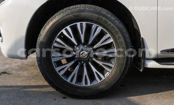Sayi Imported Nissan Patrol White Mota in Import - Dubai a Maseru Sayi Imported Nissan Patrol White Mota in Import - Dubai a Maseru