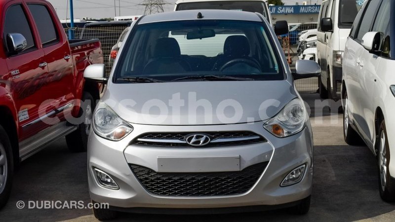 Big with watermark hyundai i10 maseru import dubai 12330