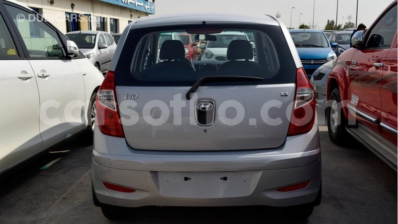 Big with watermark hyundai i10 maseru import dubai 12330