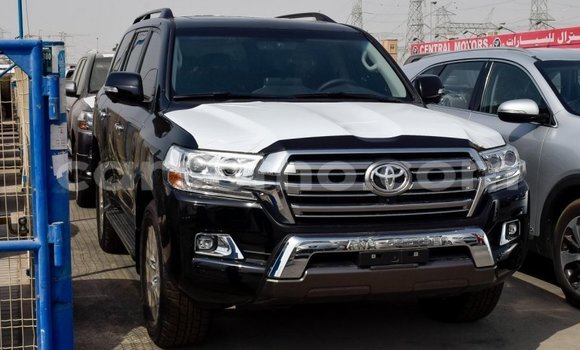 اشتري Imported Toyota Land Cruiser Black سيارة في Import - Dubai في Maseru اشتري Imported Toyota Land Cruiser Black سيارة في Import - Dubai في Maseru