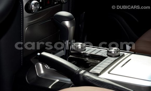 اشتري Imported Toyota Land Cruiser Black سيارة في Import - Dubai في Maseru اشتري Imported Toyota Land Cruiser Black سيارة في Import - Dubai في Maseru