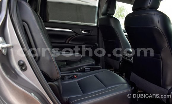 Sayi Imported Toyota Highlander Other Mota in Import - Dubai a Maseru Sayi Imported Toyota Highlander Other Mota in Import - Dubai a Maseru