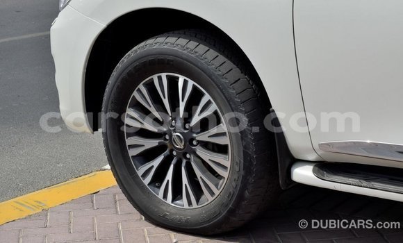Sayi Imported Nissan Patrol White Mota in Import - Dubai a Maseru Sayi Imported Nissan Patrol White Mota in Import - Dubai a Maseru