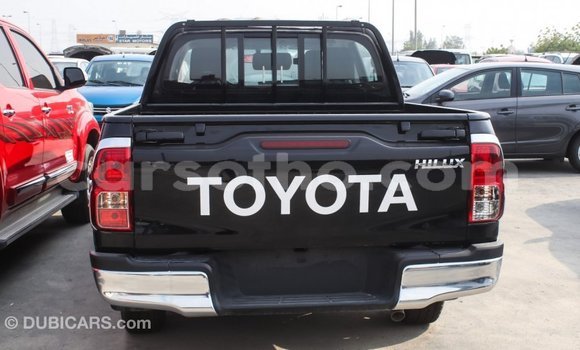 اشتري Imported Toyota Hilux Black سيارة في Import - Dubai في Maseru اشتري Imported Toyota Hilux Black سيارة في Import - Dubai في Maseru