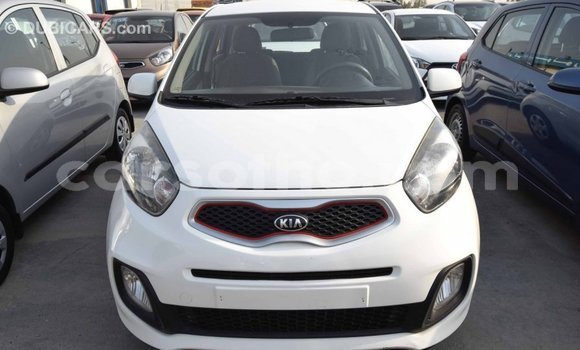 Acheter Import Voiture Kia Picanto Blanc à Import - Dubai, Maseru Acheter Import Voiture Kia Picanto Blanc à Import - Dubai, Maseru