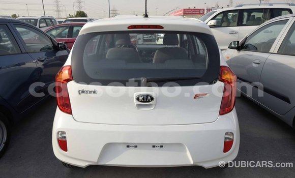 Acheter Import Voiture Kia Picanto Blanc à Import - Dubai, Maseru Acheter Import Voiture Kia Picanto Blanc à Import - Dubai, Maseru