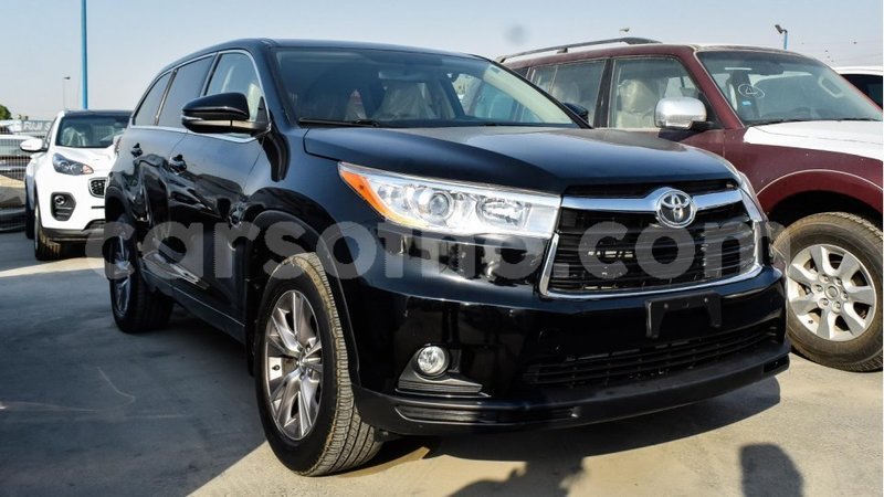 Big with watermark toyota highlander maseru import dubai 12353