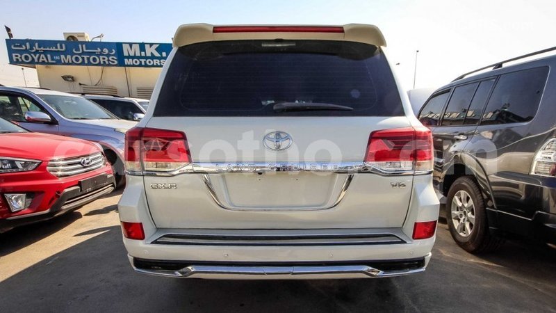 Big with watermark toyota land cruiser maseru import dubai 12355