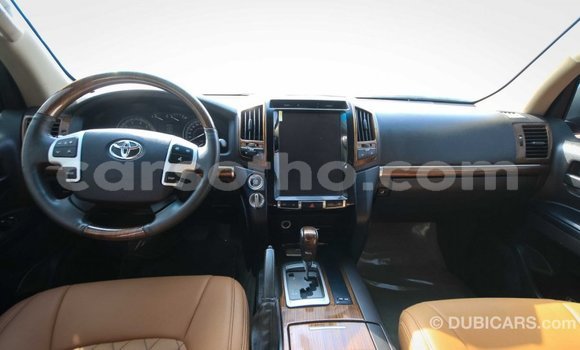 Sayi Imported Toyota Land Cruiser Brown Mota in Import - Dubai a Maseru Sayi Imported Toyota Land Cruiser Brown Mota in Import - Dubai a Maseru