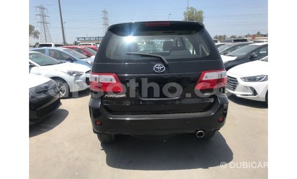 Sayi Imported Toyota Fortuner Black Mota in Import - Dubai a Maseru Sayi Imported Toyota Fortuner Black Mota in Import - Dubai a Maseru