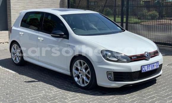 Sayi Na hannu Volkswagen Golf GTI White Mota in Maseru a Maseru Sayi Na hannu Volkswagen Golf GTI White Mota in Maseru a Maseru