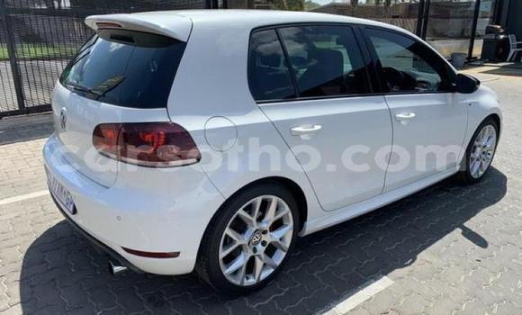 Sayi Na hannu Volkswagen Golf GTI White Mota in Maseru a Maseru Sayi Na hannu Volkswagen Golf GTI White Mota in Maseru a Maseru