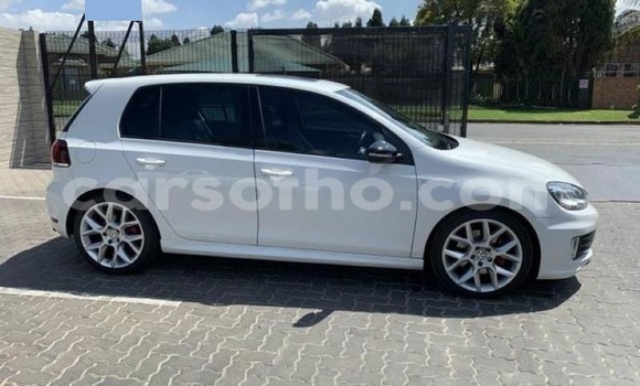 Sayi Na hannu Volkswagen Golf GTI White Mota in Maseru a Maseru Sayi Na hannu Volkswagen Golf GTI White Mota in Maseru a Maseru
