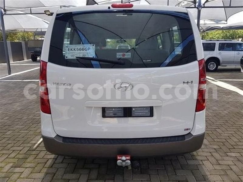 Big with watermark hyundai h1 maseru import dubai 12370