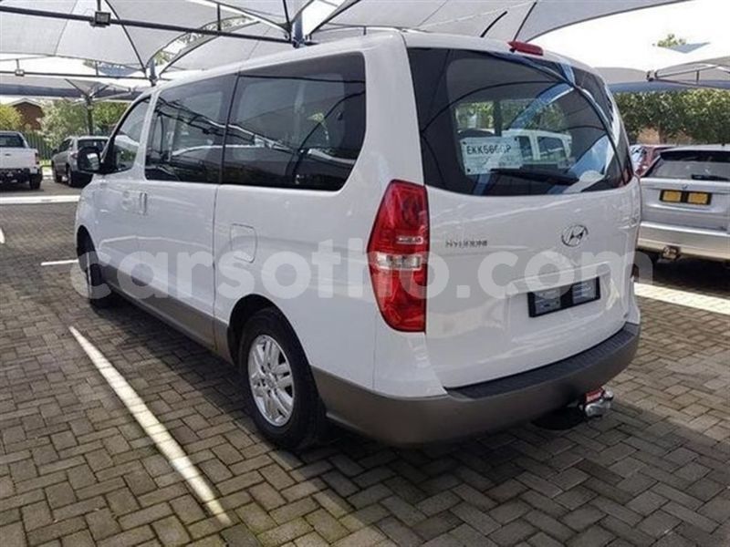 Big with watermark hyundai h1 maseru import dubai 12370