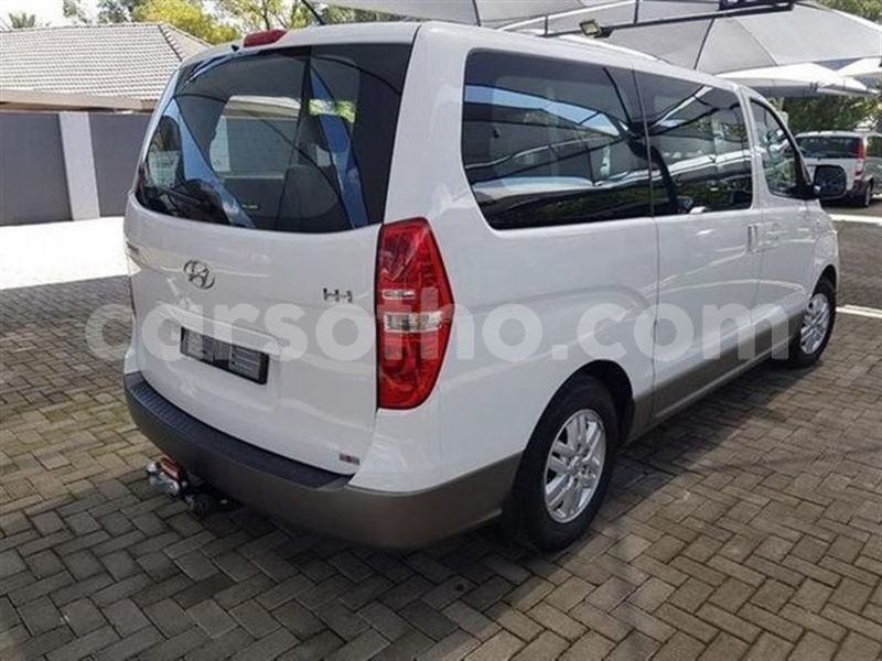 Big with watermark hyundai h1 maseru import dubai 12370