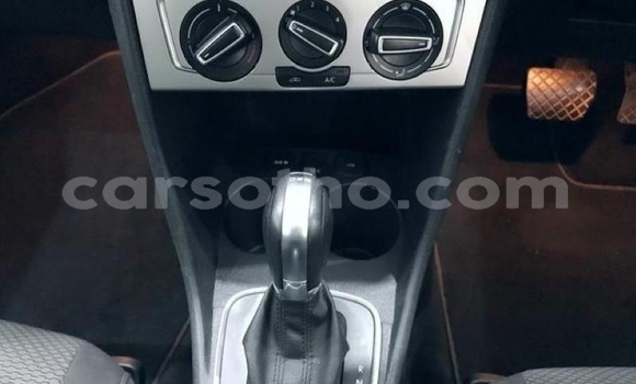 Buy Used Volkswagen Polo Blue Car in Hlotse in Leribe Buy Used Volkswagen Polo Blue Car in Hlotse in Leribe