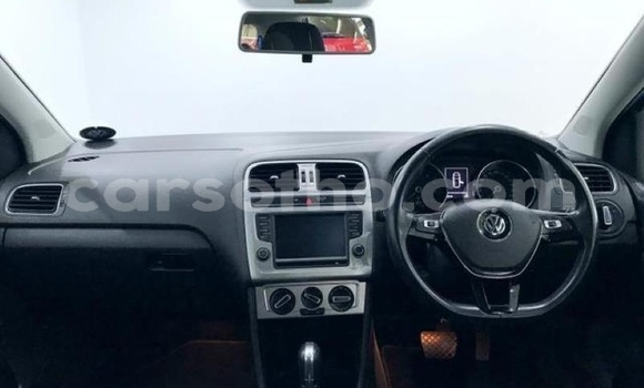 Buy Used Volkswagen Polo Blue Car in Hlotse in Leribe Buy Used Volkswagen Polo Blue Car in Hlotse in Leribe