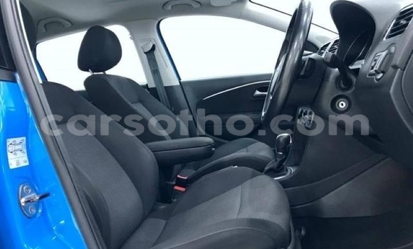 Buy Used Volkswagen Polo Blue Car in Hlotse in Leribe Buy Used Volkswagen Polo Blue Car in Hlotse in Leribe