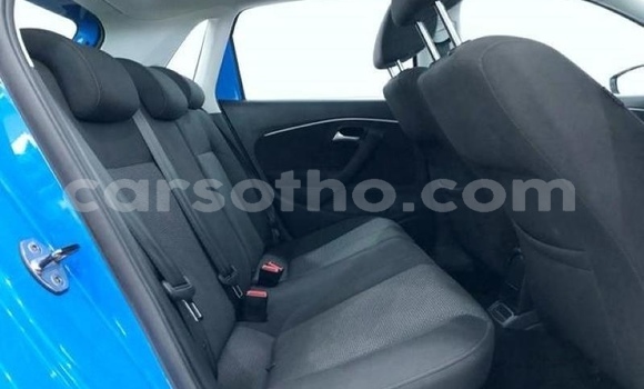 Buy Used Volkswagen Polo Blue Car in Hlotse in Leribe Buy Used Volkswagen Polo Blue Car in Hlotse in Leribe