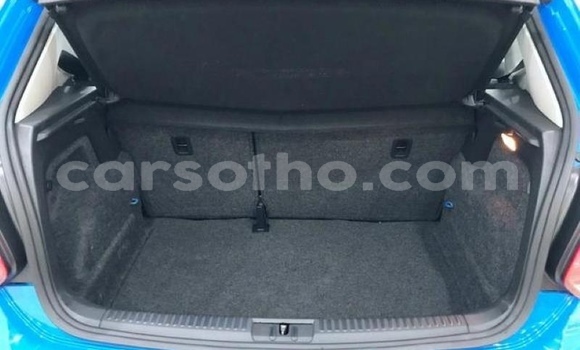 Buy Used Volkswagen Polo Blue Car in Hlotse in Leribe Buy Used Volkswagen Polo Blue Car in Hlotse in Leribe
